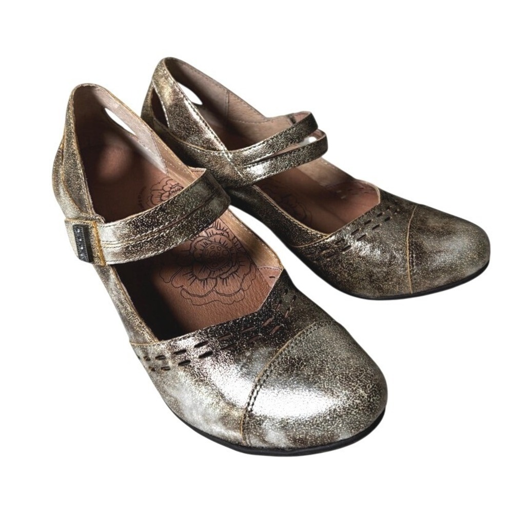 Taos Stunner Size 7.5 Mary‎ Jane Heels Bronze Gold Metallic Leather Women Shoes